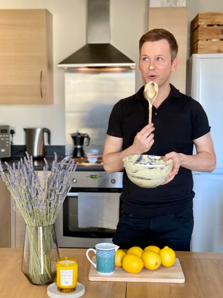 Almond & Lemon&nbsp;cake